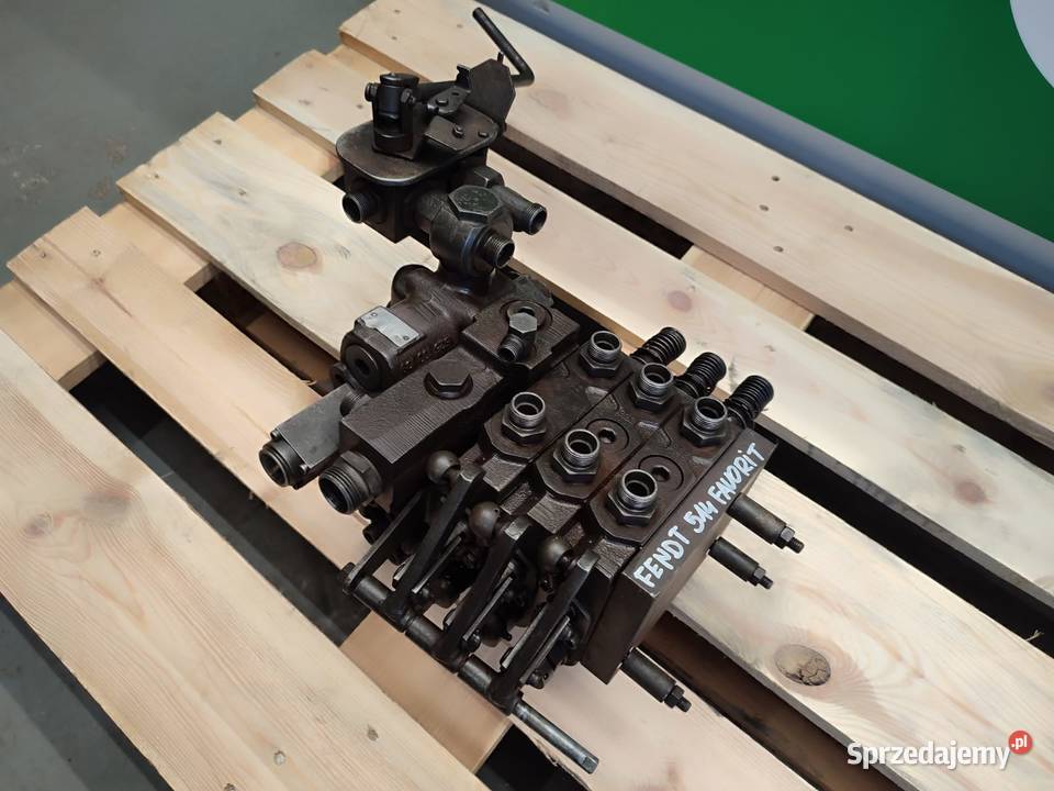Rozdzielacz hydrauliczny 0521220120 Fendt 514 Wilkowo