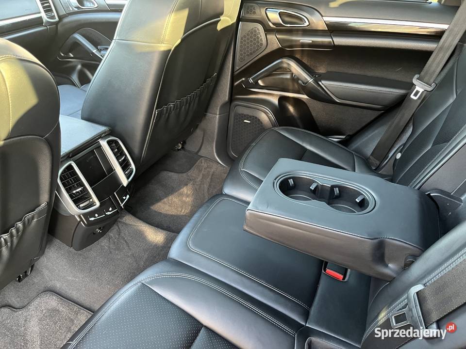 PORSCHE CAYENNE 36 300 Niski przebieg czarny podkarpackie sprzedam