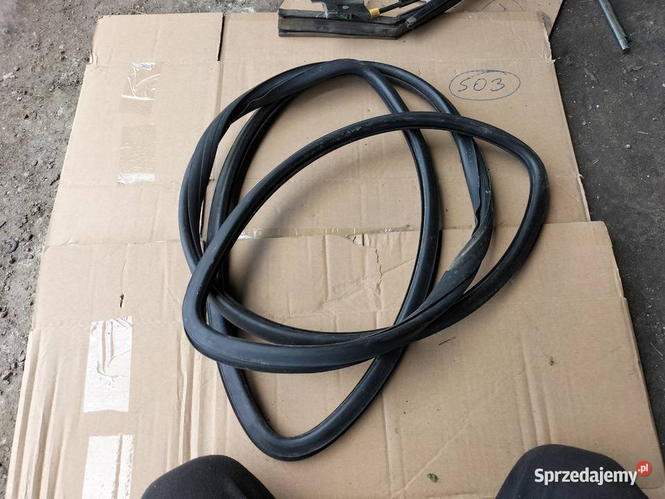 GOLF 2 JETTA 2 USZCZELKA SZYBY PRZÓD PRZEDNIEJ osobowe Kamień-Kolonia