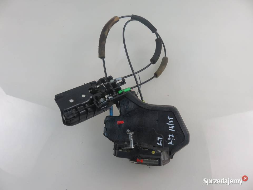 ZAMEK LEWY TYLNY TOYOTA AVENSIS II T25 małopolskie