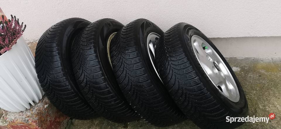 Felgi 4x100 14 opony 17570R14 Hankook zimowe Motoryzacja Elbląg sprzedam