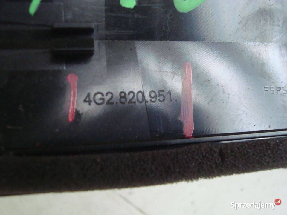 KRATKA NAWIEWU ŚRODKOWA AUDI A6 C7 4G2820951 Włoszczowa