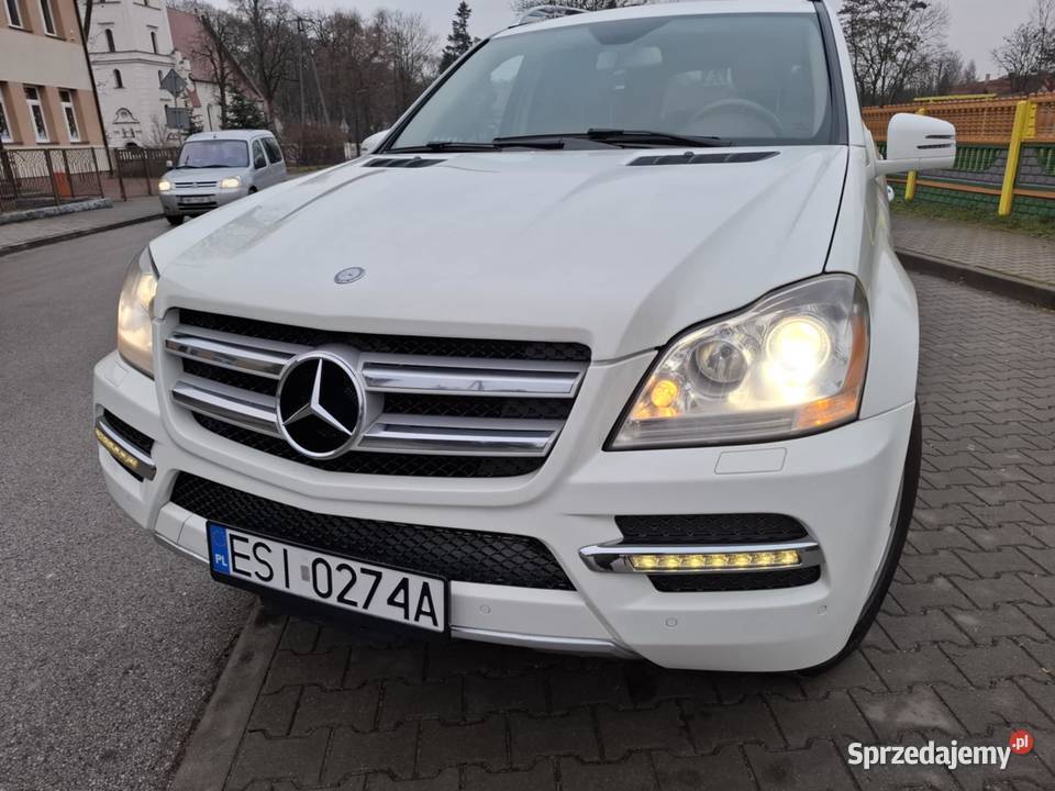 Sprzedam Mercedesa Gl450 4Matic 2012r benzyna Sieradz