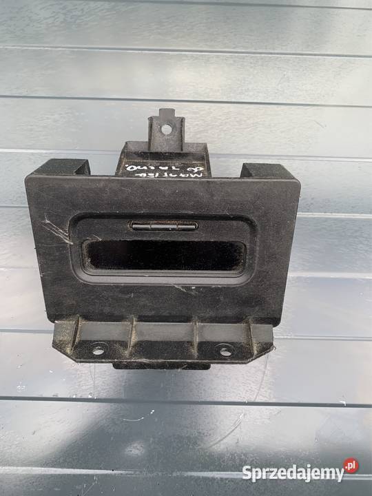 Wyświetlacz Renault Trafic 8200380298A Zalesice sprzedam