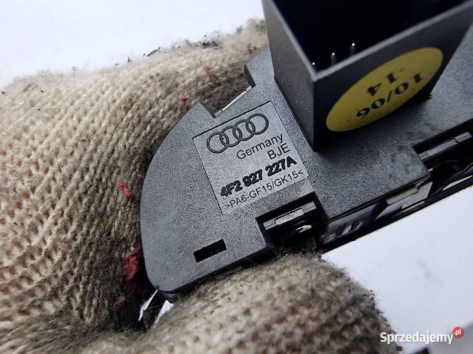 PRZYCISK AUDI A6 C6 4F2927227A Lipno
