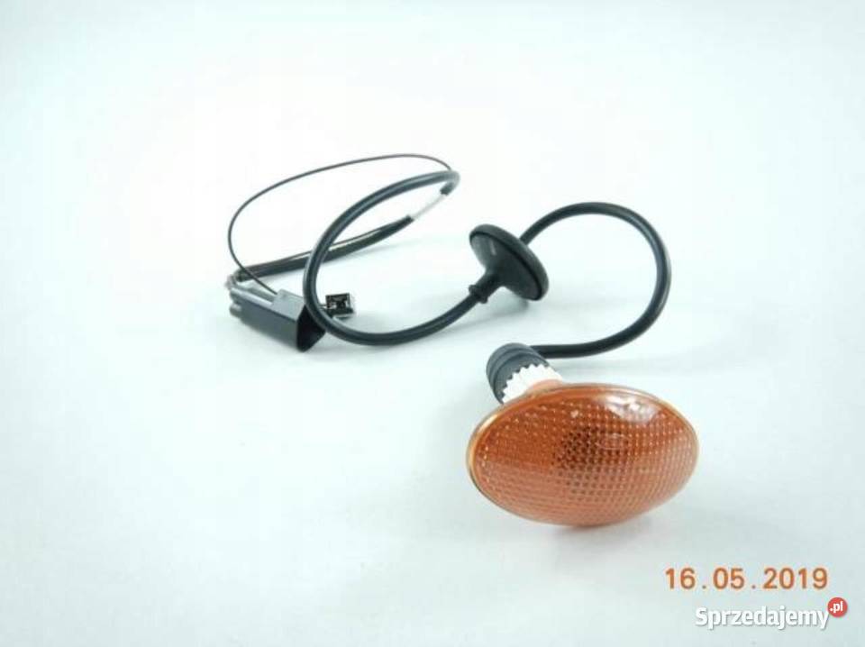 KIERUNKOWSKAZ FORD FIESTA 9600 osobowe sprzedam