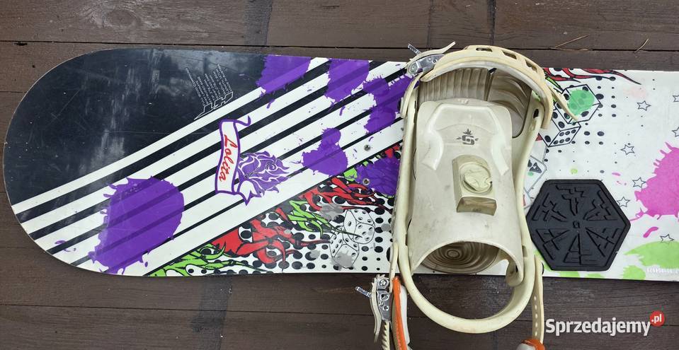 Deska snowboardowa HT Lolita 157 z zapieciami Sosnowiec