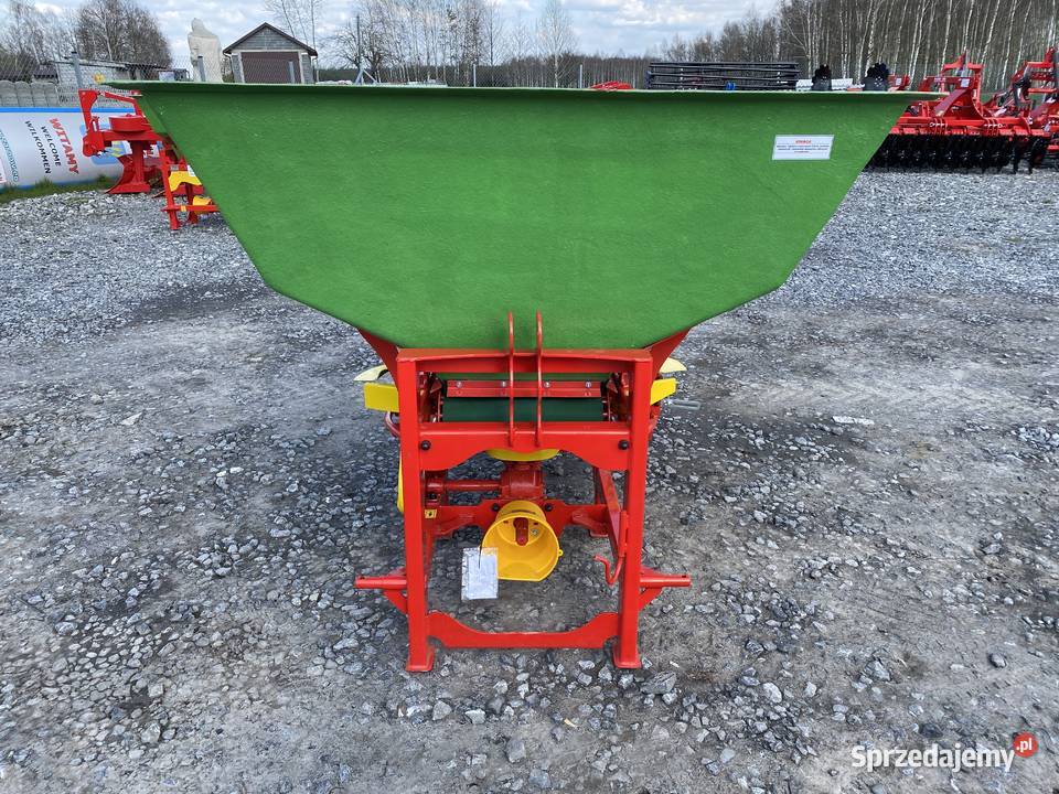 Rozsiewacz Nawozów Taśmowy Do Wapna 300l 400l Bydgoszcz