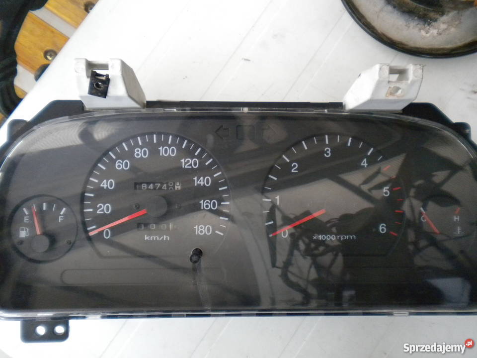 ZEGARY LICZNIKI ZESTAW WSKAŻNIKÓW HYUNDAI H100 sprzedam