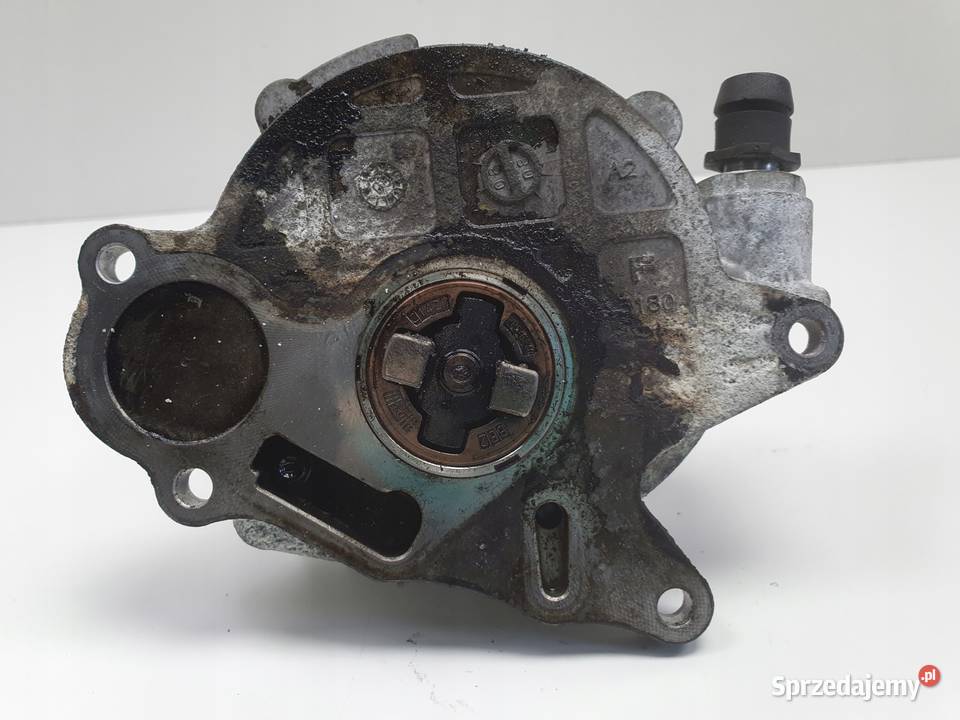 Audi A3 II 8P 20 TDI POMPA VACUM wakum 03L145100 Janów sprzedam