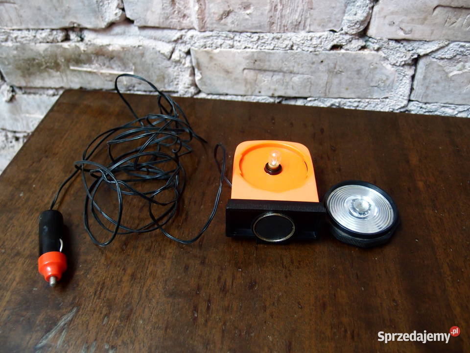 przenośna lampa samochodowa 12V produkcja PRL łódzkie Łódź