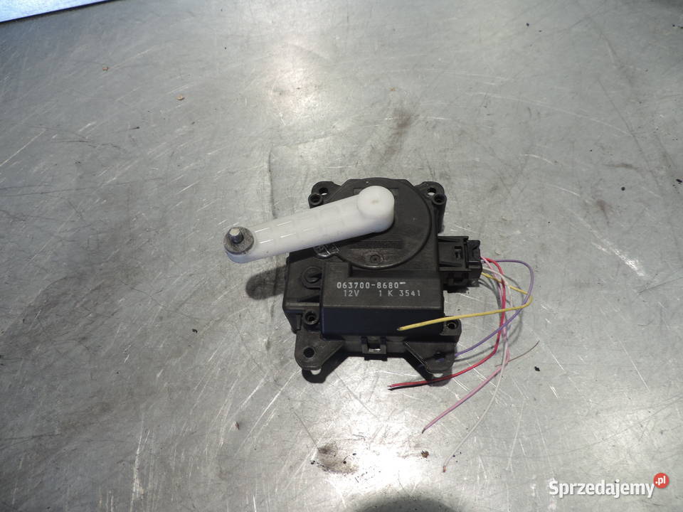 SILNICZEK NAGRZEWNICY TOYOTA AVENSIS T25 Nowy Sącz