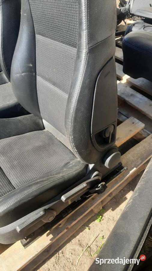 komplet foteli kanapa boczki półskóra opel Dębno