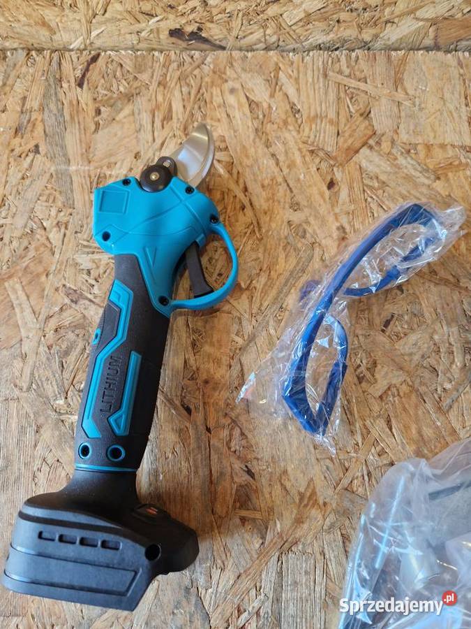 PIŁA łańcuchowa akumulatorowa NA WYSIĘGNIKU Głogowa