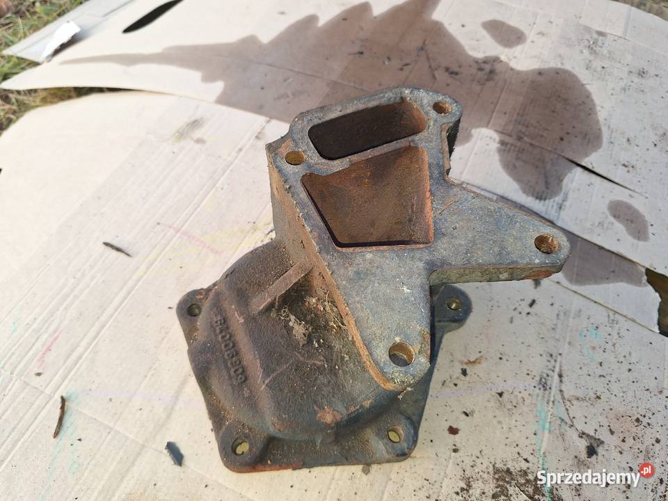 Korpus pompy wody Zetor 18345 podlaskie Bargłów Dworny