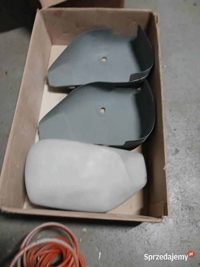 Boczek pokrywa mz etz 251 Plastiki Lublin