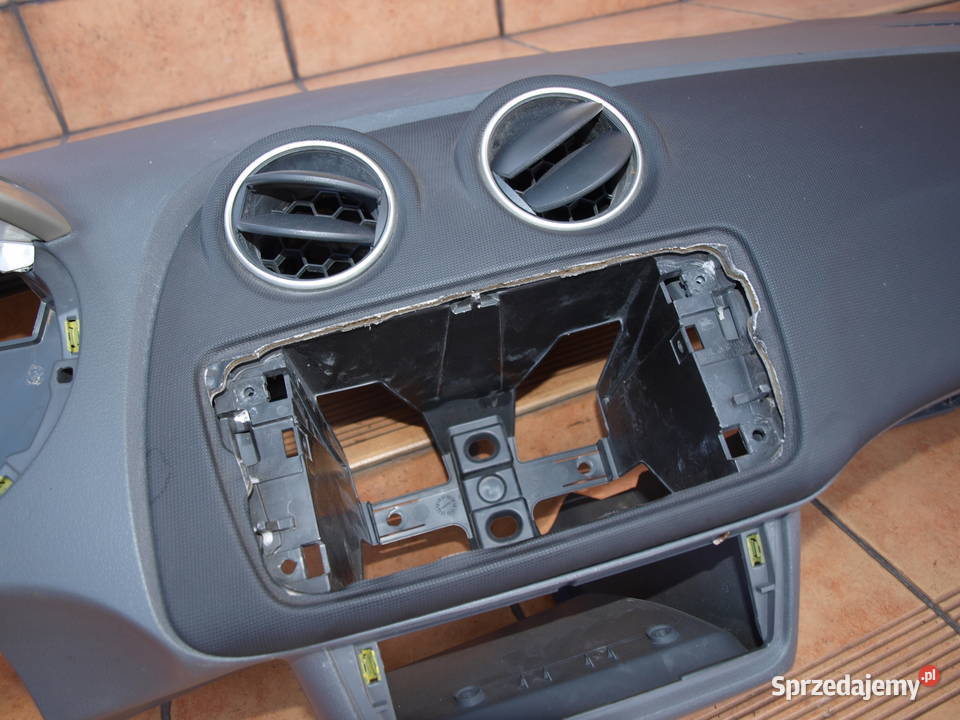 Seat ibiza konsola deska rozdzielcza 2008 2016r Kalisz