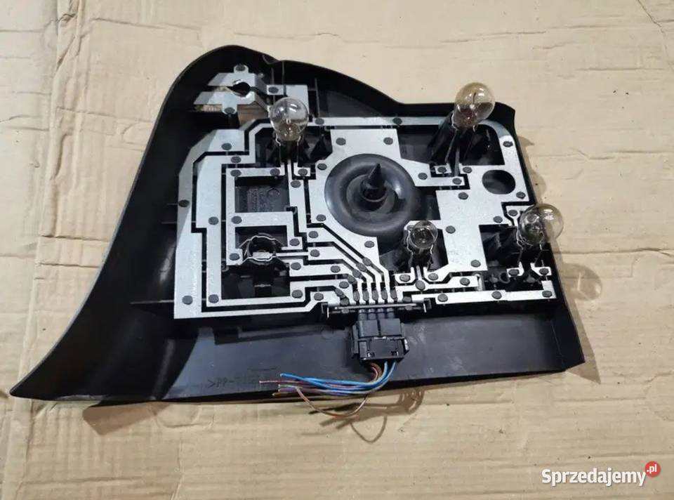 Wkład lampy prawy tył BMW E36 Compact Motoryzacja Żory