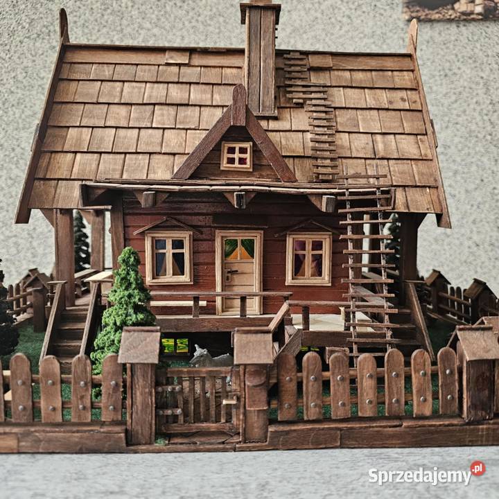 Makieta chatki góralskiej Murowana Goślina