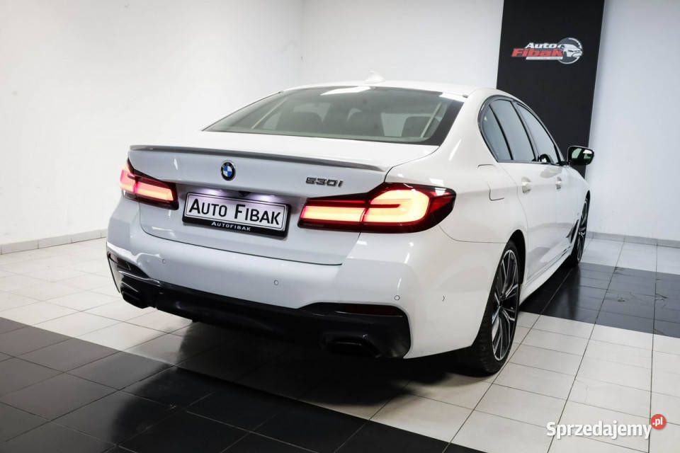 BMW 530 LCI245MpakietHarmanKardonSzyberdachHUD łopatki zmiany biegów Konstantynów Łódzki