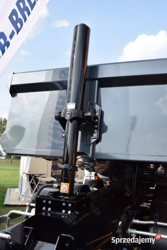 Siłownik hydrauliczny siłownik wywrotu różne sprzedam