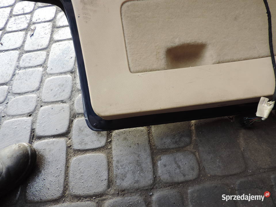 VW PASSAT B5 KOMBI FL LA5E KLAPA TYŁ TYLNA osobowe Nowy Sącz