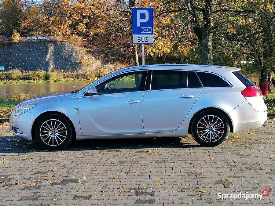 Opel InsigniaBenzyna 16 16v Turbo Insignia Sanok