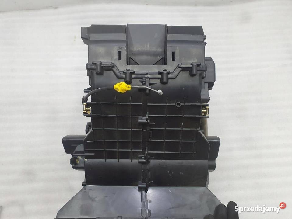 NAGRZEWNICA 13 KOMPLETNA FIESTA MK6 2S6H18A584