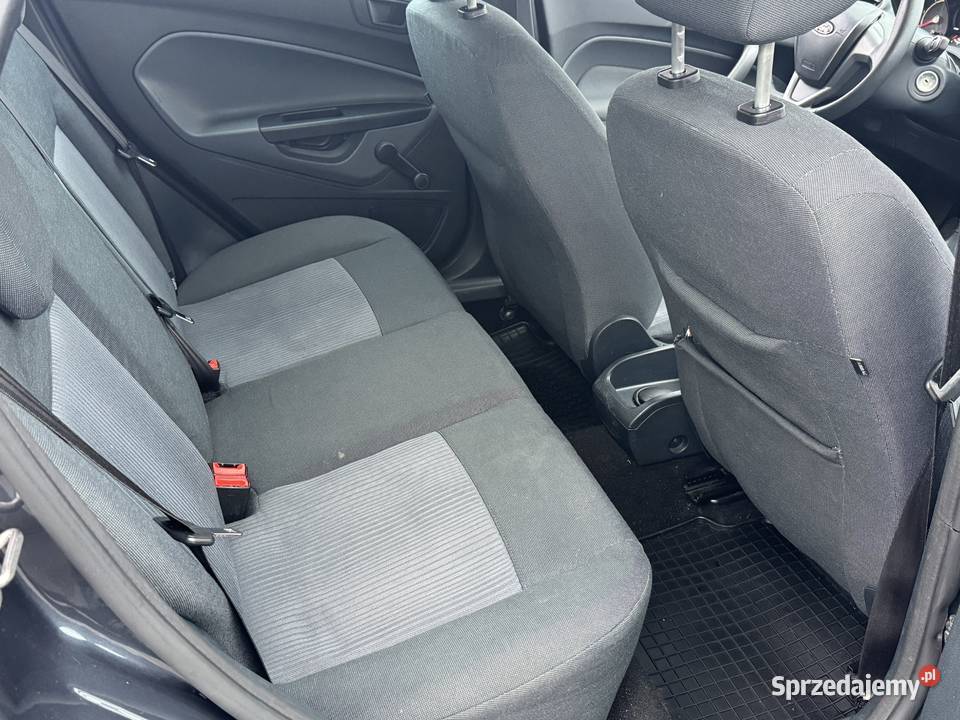 Ford Fiesta ekonomiczne autko na dojazdy 5l na Motoryzacja Warszawa sprzedam