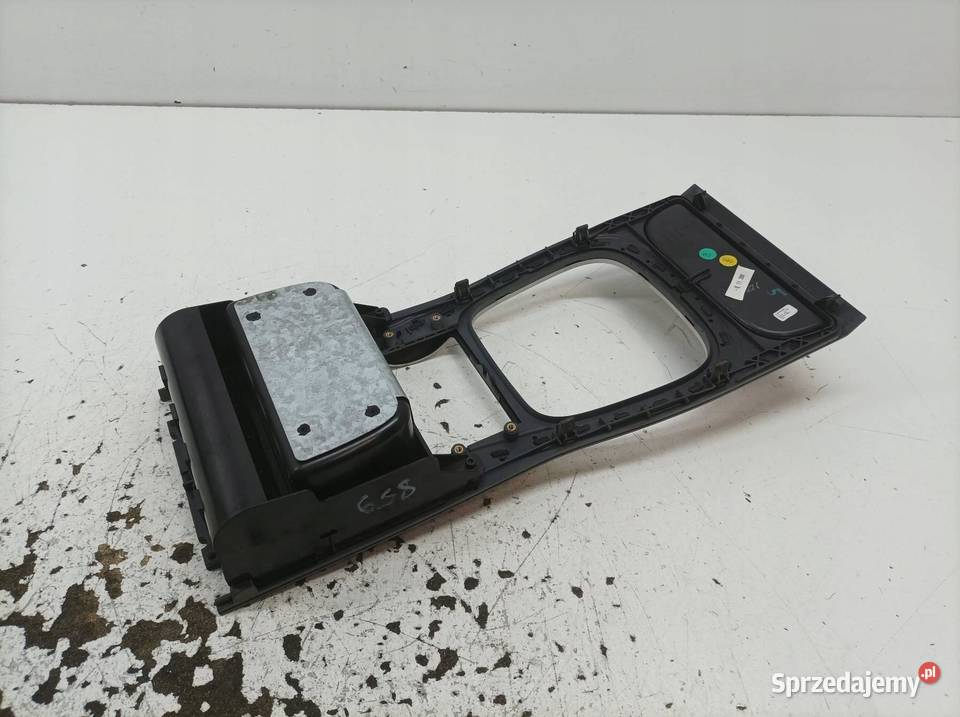 OSŁONA RAMKA LEWARKA TUNELU 7L 7L5864299 Porsche świętokrzyskie