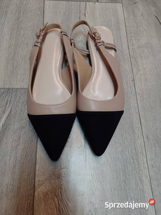 40 Beżowo czarne baleriny wieczorowe z odkrytą Kraków