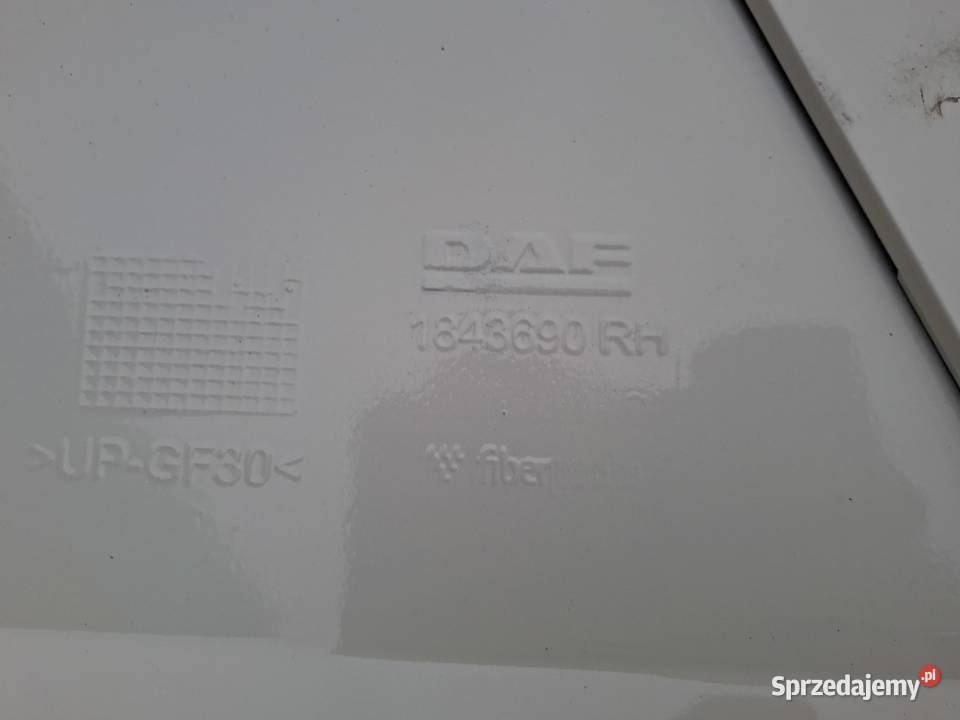 DAF CF EURO 6 E6 POLIK NAROŻNIK KABINY PRAWY sprzedam