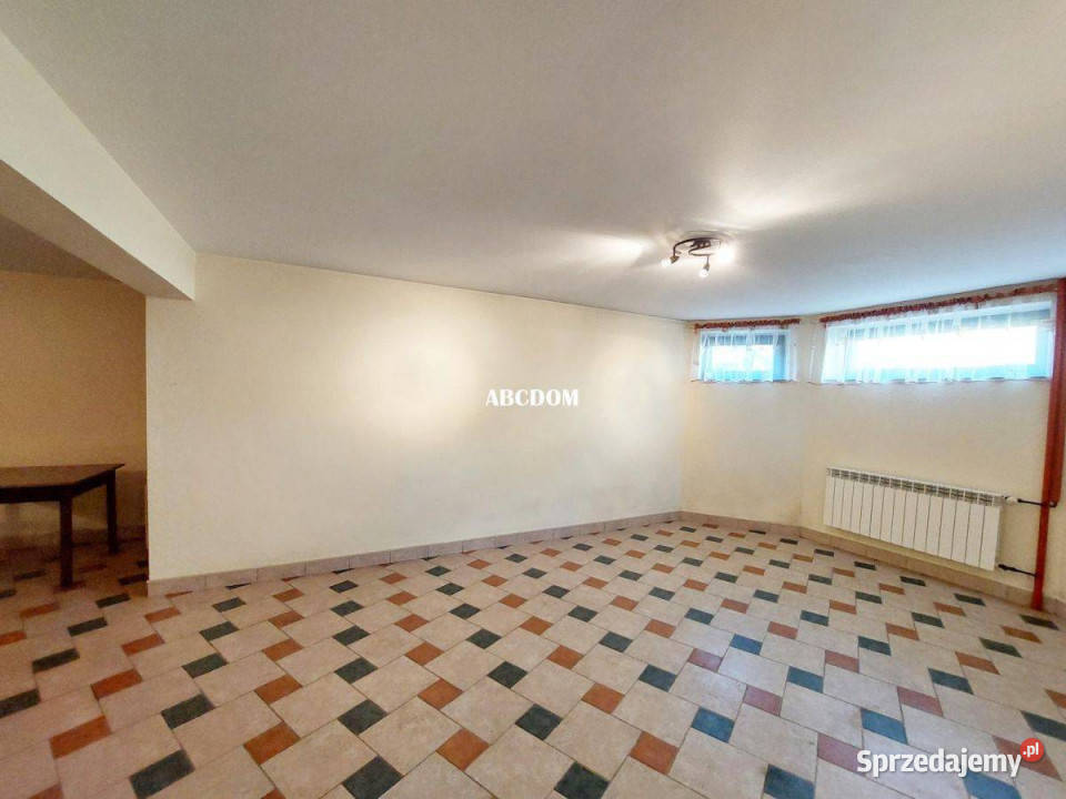 Bibice lokal użytkowy 2 miejsca parkingowe witryna