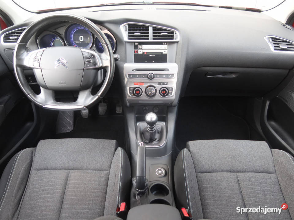 Citroen C4 16 BlueHDi przyciemniane szyby