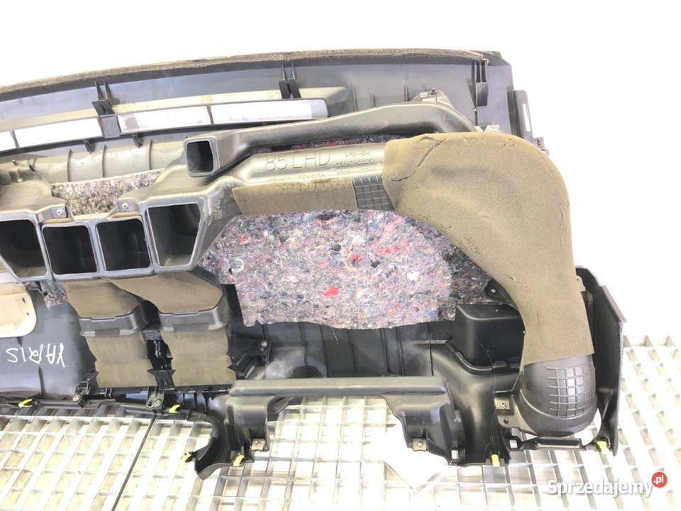 KOKPIT PODUSZKI PASY KOMPLET TOYOTA YARIS III osobowe