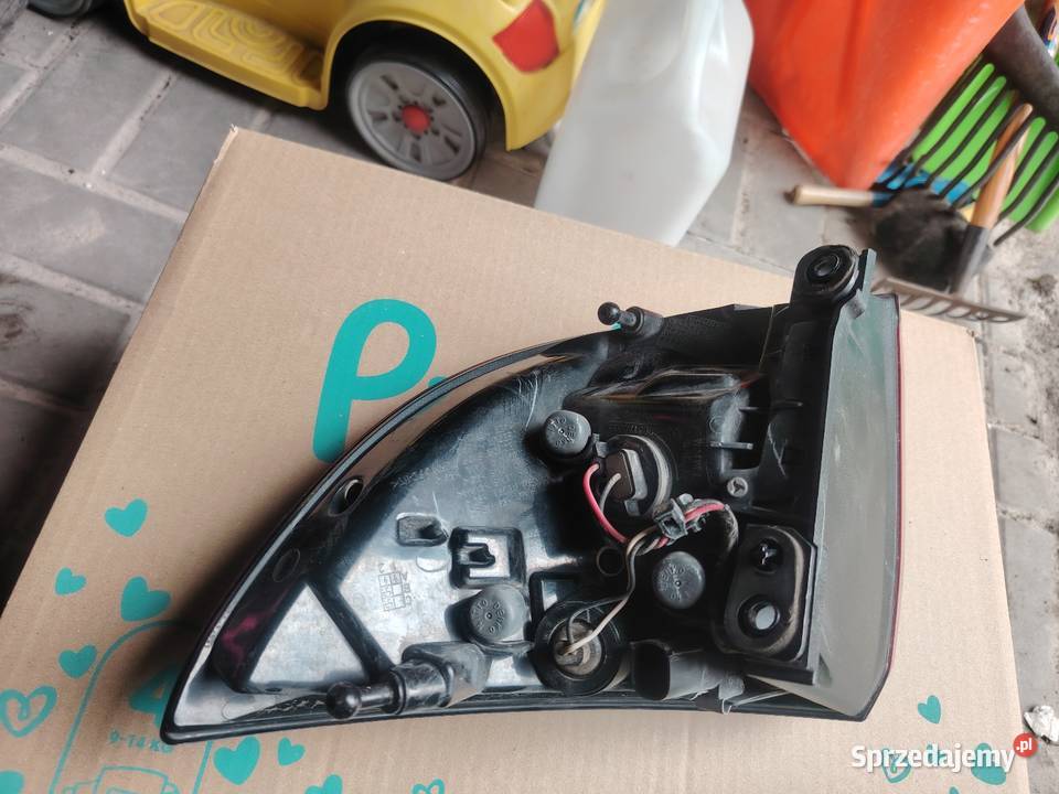 Lewa lampa tył Chrysler Pacifica 2017 68229028ad Książenice