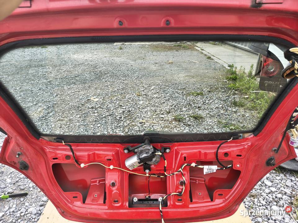 Klapa bagażnika tył Opel Corsa D Czerwona osobowe Klapy bagażnika Radom