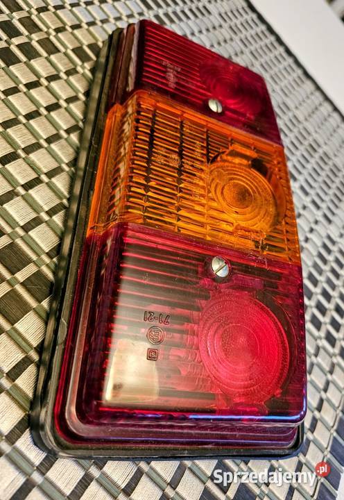 Lampa tylna lewa Fso Warszawa Nysa prl ładna 1 warmińsko-mazurskie Elbląg