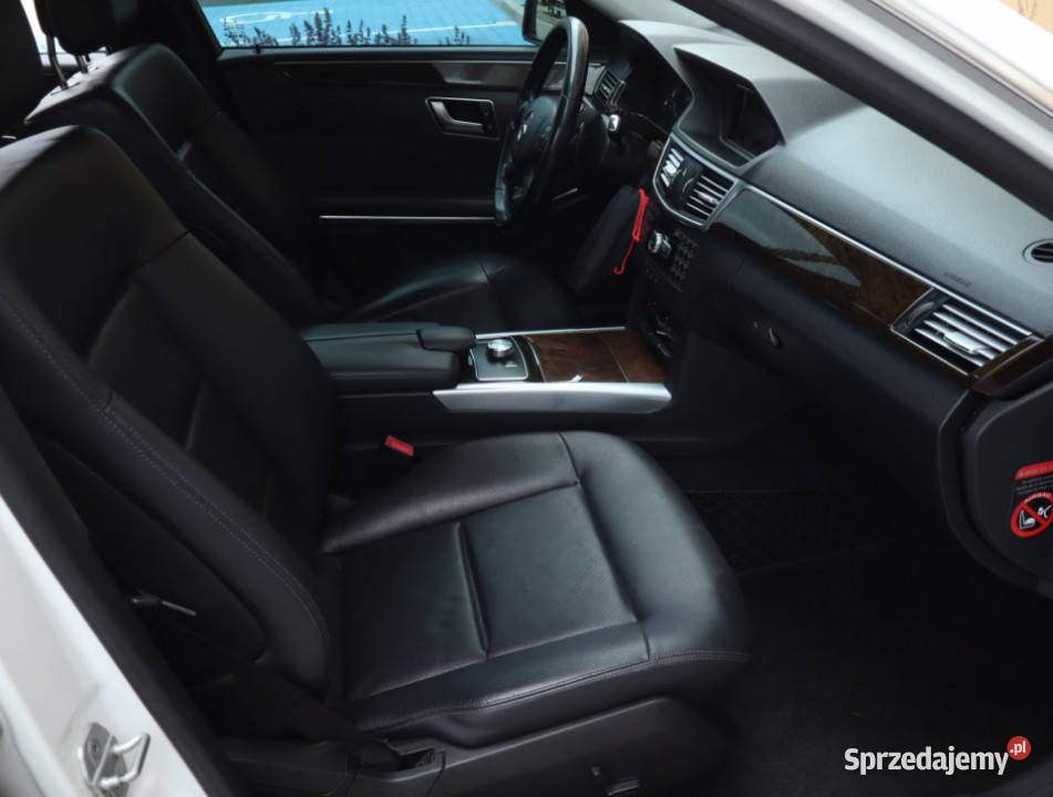 Mercedes E E 220 CDI elektrycznie ustawiane fotele Klasa E
