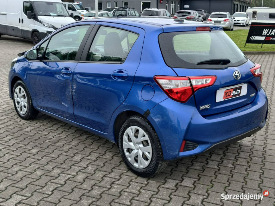 Toyota Yaris 10 benzyna 72 CIĘŻAROWY 2OSOBOWY