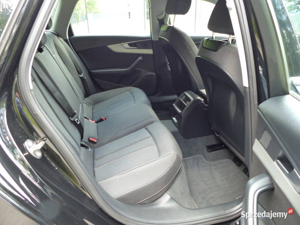 Audi A4 Avant 30 TDI S tronic A4