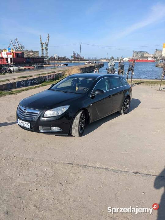 Opel Insignia 4x4 Bogate wyposażenie Zadbany Rok produkcji 2012 Gdańsk