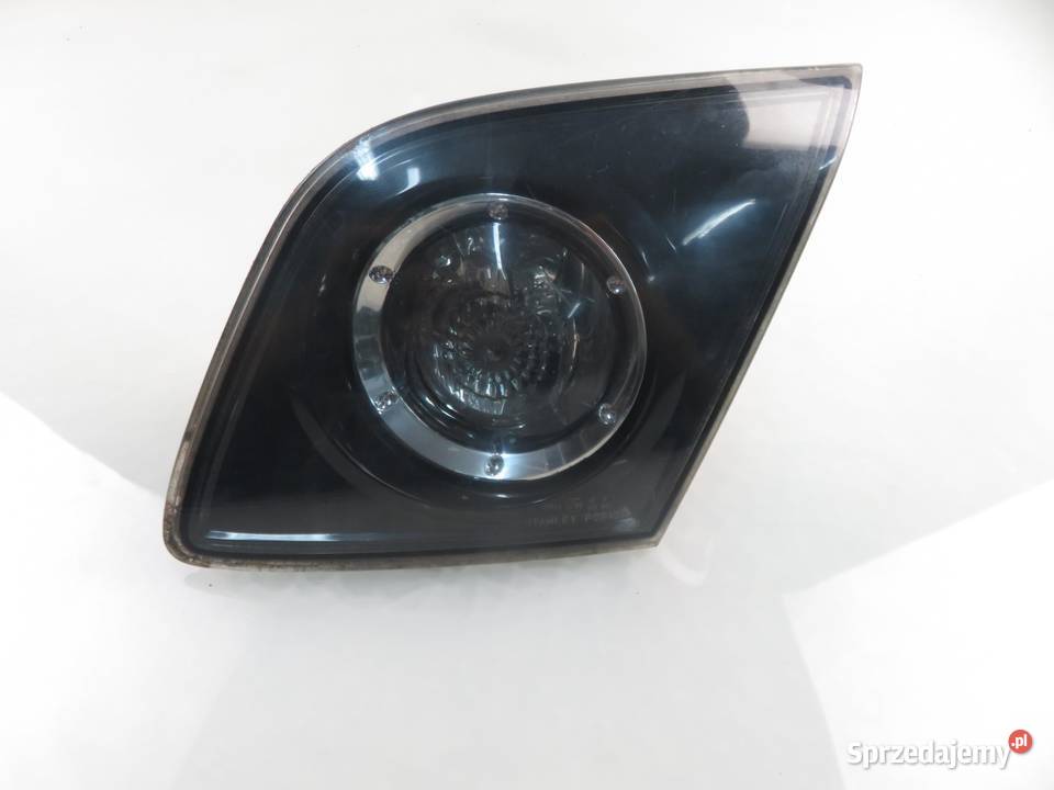 LAMPA PRAWA TYLNA KLAPA MAZDA 3 BK P2913