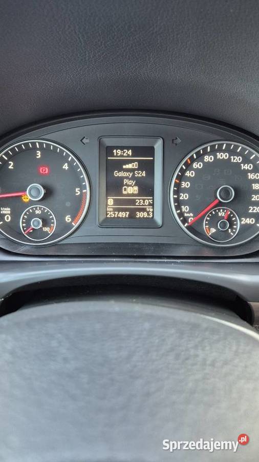 Volkswagen Touran cross Rok produkcji 2013 Jordanów
