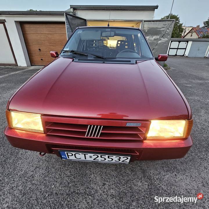 Dobrze zachowany Fiat UNO 10 blokada skrzyni biegów Trzcianka