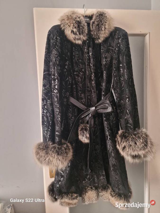 Płaszczyk zamszowy z futrem łódzkie sprzedam