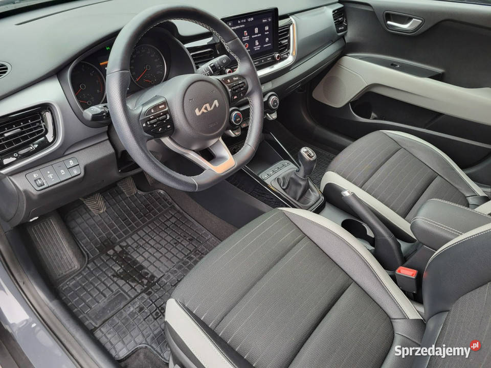 Kia Stonic martwe poleledykeylessbenzyna26 gniazdo USB kujawsko-pomorskie Toruń