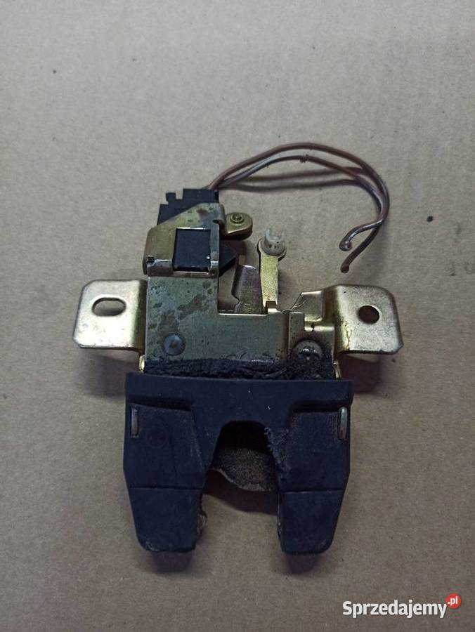 VW Vento Passat sedan zamek bagażnika 357827503 Bolesławiec