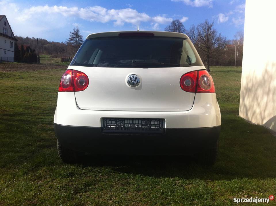 Volkswagen GOLF V 19 TDI 105 welurowa tapicerka Izdebnik