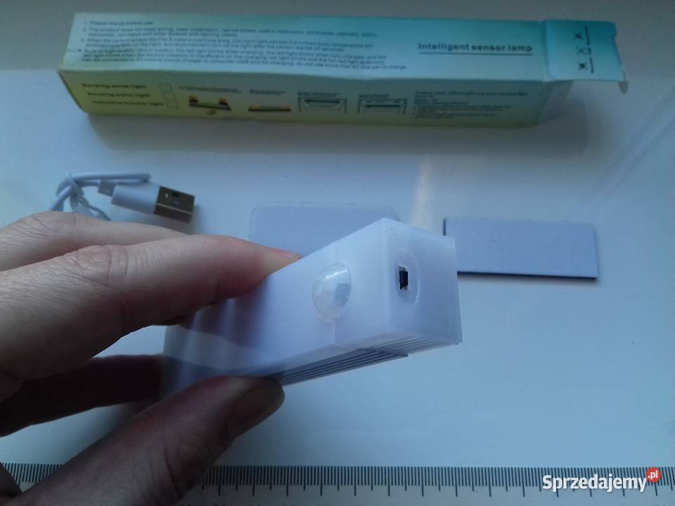Lampka LED na czujnik ruchu i jasności 10 biały Bydgoszcz